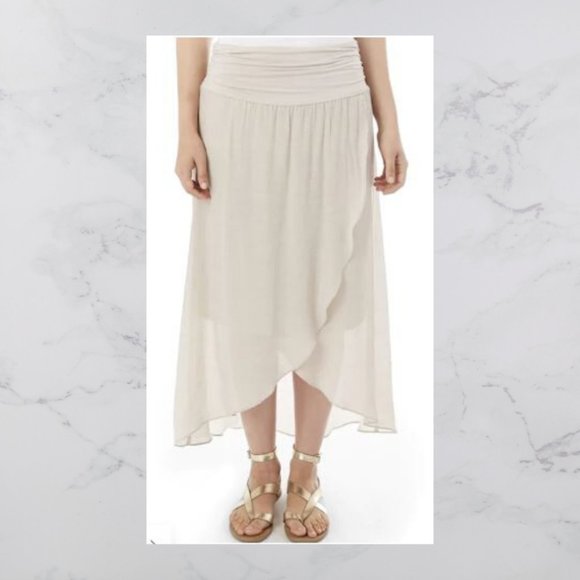 Apt. 9 Dresses & Skirts - Apt. 9 Gauze texture high low skirt with slip